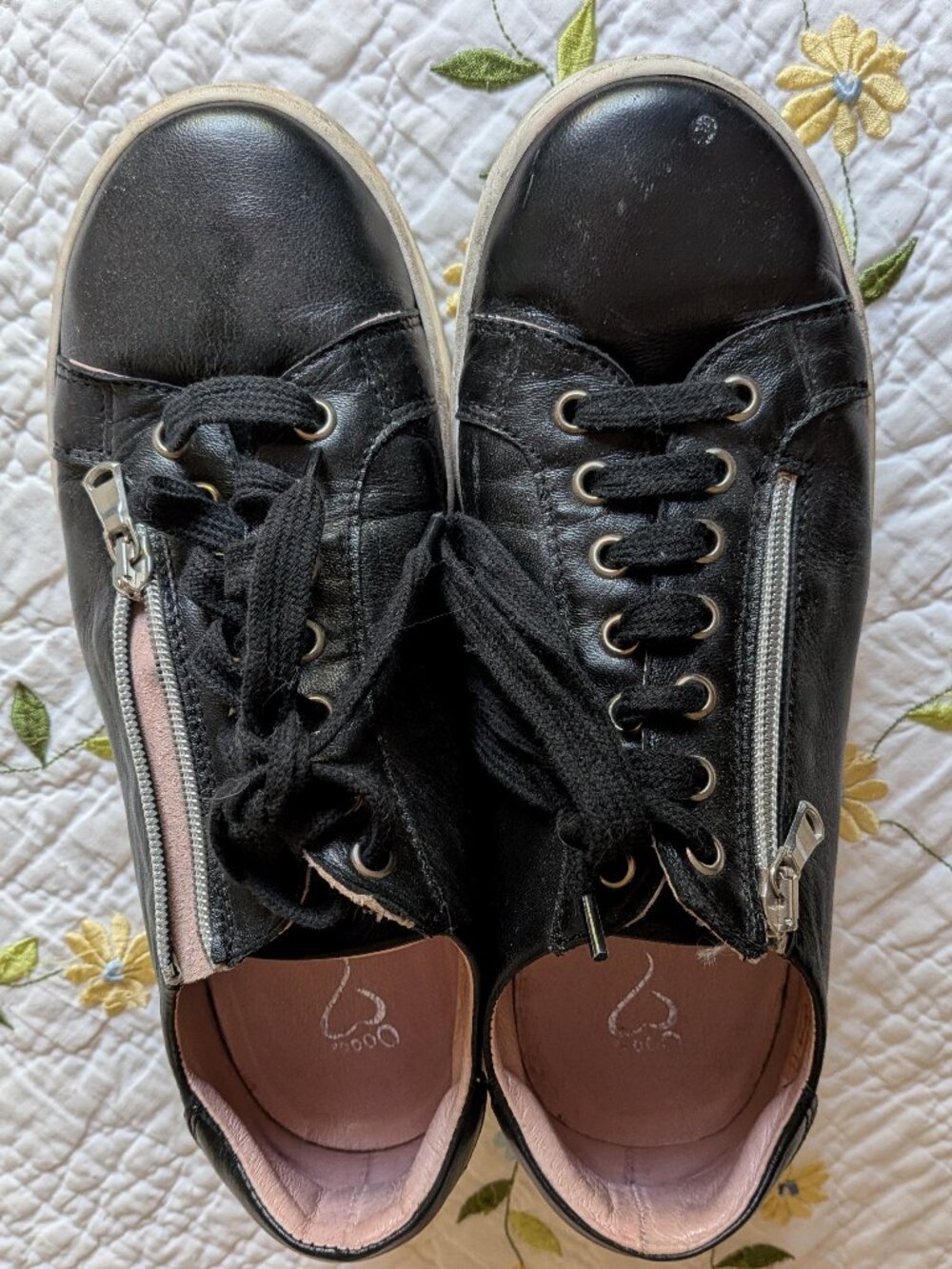 Sole Bliss Hero Women Platform Leather Black Sneakers US Size 8.5 / EU 39